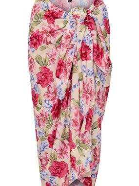 Vetchy Romantic Floral Sarong NWT